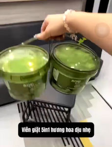 Hộp 140 Viên Giặt Xả 5in1 Hương Hoa Trà Tẩy Sạch Khử Mùi Giữ Màu Vải Giặt Máy Và Giặt Tay Tiện Lợi