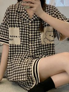 ชุดนอนผู้หญิงคอตตอนบางแขนสั้น กางเกงขาสั้น ชุดอยู่บ้านลายจุด ฤดูร้อน 2025 ไซส์ใหญ่ สไตล์ใหม่ เสื้อผ้าอยู่บ้าน