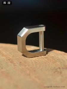 Pure Titanium D-Shaped Horsehoe Keychain Car Accessories Saddle Lock Key Holder Outdoor Camping Travel Gear Utility Hook