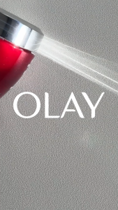 Olay Regenerist Anti Aging Niacinamide Day & Night Moisturiser Duo Skincare set