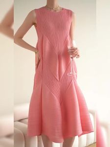 8889 One Size (45-75kg) Summer Miyake Pleated Classic Hand-Pressed Pleats Plus Size Loose Pod Dress