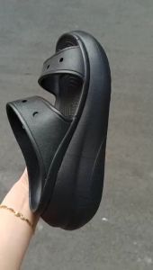 Dép 2 quai crocs classic chính hãng xuất xịn tặng kèm charm dép giày dép Crocs đi mưa thời trang nam nữ màu  đen