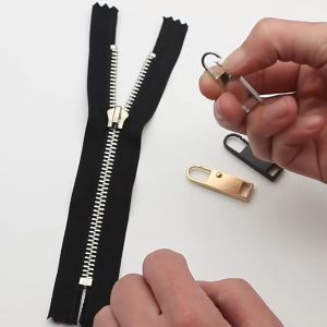 (1 PCS) Metal Zipper Fixer Zipper Pull Head Detachable Removable Tab Zipper Head Repair Replacement DIY Universal Puller
