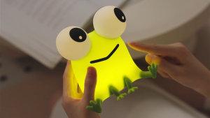 🔥[Ready Stock] Little Frog Silicone Night Light Cute Tap Control 3 Brightness USB Rechargeable Lamp Lampu Tidur Malam 小夜灯