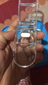 2 in 1 Portable Medicine Cutter with Storage Pill Cutter Splitter Small Medicine Box For Home