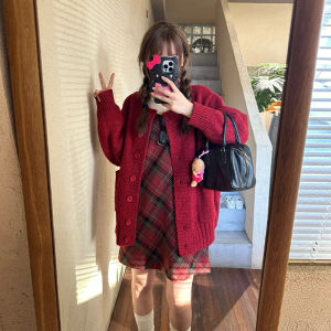 เสื้อสเวตเตอร์ถักสีแดงสำหรับผู้หญิง ทรงหลวม ปกติ แขนยาว ปกคอกลม ปกติ ฤดูใบไม้ร่วง/ฤดูหนาว เสื้อคลุมกันหนาวสุดเก๋