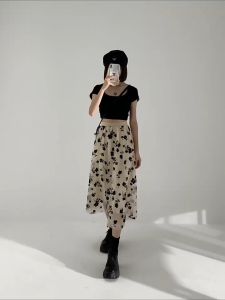 Rok Tutu Midi Plisket 3 Layer Premium Berbahan Jaring Dengan Cetakan Bunga