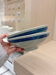 Jingdezhen Ceramic High Legged Japanese Style Retro Blue Edge Meal Bowl 7 Inch Threaded Large Surface Bowl for Homestay