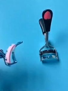 Eyelash Curler with Comb Eye Makeup Lashes Lifting Curling Set Curling Eye Makeup Tool Eyelash Curler Set Long-lasting