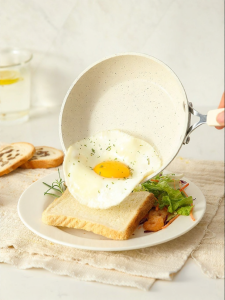CAROTE | Mini Non-stick Egg Pan