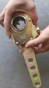 Pengaturan Pengatur Rem Angin Slack Adjuster Paha Rem Gandengan Ekor Trailer