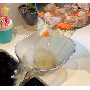 Rổ rửa rau củ trong suốt thiếu kế phễu thoát nước đa năng tiện lợi 23x19x12.5cm FELAA