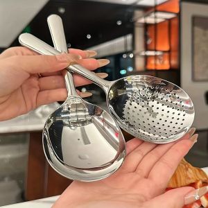 2/4pcs Stainless Steel Ladles Large Serving Spoon with Heat-Resistant Short Handle Drain Hole Easy Cleaning Heat Spoon Kitchen