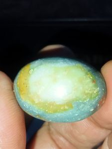 batu pancawarna Garut natural dan kristal