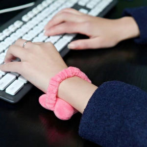 Soft Flannel Wrist Pad Mouse Guards ที่คาดผมหมอนมือเคลื่อนย้ายได้อย่างอิสระ Office Home Mouse Pad Wrist Rest