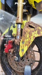 Flow Energy - ปืนฉีดน้ำแรงดันสูงรุ่น GUN021 พร้อมข้อต่อสวมเร็วขนาด 11.8 มม. (1/4 หรือ 2 หุน)