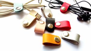 Klip Kabel Kulit Premium: Pengikat Kabel Perapih