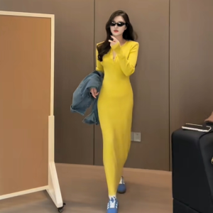 เรียบหรู สไตล์เกาหลี แขนยาวถัก เดรส สั้น กางเกงยีนส์ เสื้อแจ็คเก็ต ผู้หญิง ฤดูใบไม้ร่วง แฟชั่นสีบริสุทธิ์ ทรงเอ เดรส คอวี