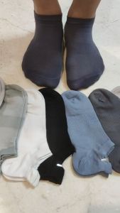 Kaos Kaki Cowok Keren Pendek Semata Kaki: Fashion Casual Men Socks Bahan Katun Lembut Warna Polos