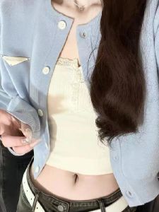 เสื้อคาร์ดิแกนถักแขนยาวสีเทาสไตล์เกาหลีพร้อมกระดุมเดียวสำหรับผู้หญิง ฤดูใบไม้ผลิและฤดูใบไม้ร่วง เสื้อคลุมกันหนาวสั้นสุดเทรนด์