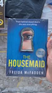 1เล่มแม่บ้านโดย Freida McFadden หนังสือปกอ่อนในภาษาอังกฤษ