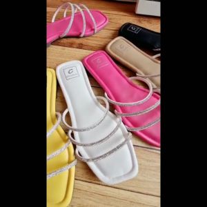 Sandal Wanita Tali Mutiara: Desain Elegan & Nyaman