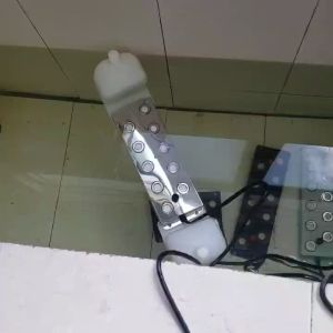 อัลตร้าโซนิค เครื่องทำหมอก 3 and 4 หัวฉีด เครื่องจ่ายไฟแบบกันน้ำ + ทุ่นน้ำและป้องกันการขาดน้ำไฟตก