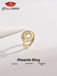 Strong Luster Silver and Shell Lightweight Luxury Design Ring