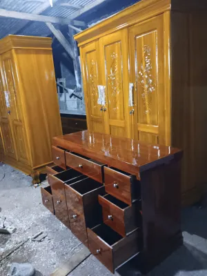 lemari pakaian 3 pintu full kayu jati