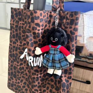 18 ซม.น่ารักสีดําตุ๊กตาพวงกุญแจตุ๊กตาจี้ตุ๊กตาสัตว์ Charm Kawaii กระเป๋าอุปกรณ์เสริมของขวัญผู้หญิงวันเกิด