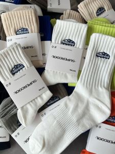 ตัวอักษรผู้ชาย งานปัก Snow Mountain ผ้าฝ้าย ถุงเท้าถึงกลางน่อง ถุงเท้า ฤดูใบไม้ร่วง ฤดูหนาว Sports High เสื้อท่อนบน ถุงเท้าบาสเก็ตบอลยาว อินเทรนด์ Ins