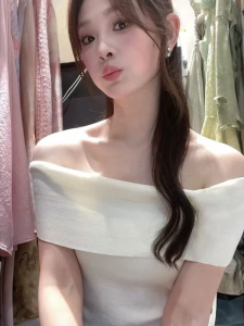 White One-Shoulder Short-Sleeve Chic T-Shirt Womens Summer Fashion Knitted Base Layer Shirt Korean Style Slim Fit Knitwear