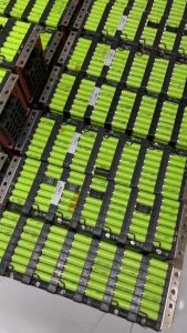 Pin HighStar 18650 dung lượng 2600mAh 10A tháo khối chuyên pin xe điện và thiết bị lưu trữ