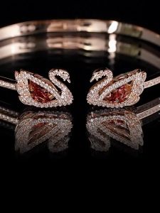 💖Swarovski💖Dancing Swan rose gold swan red gem bracelet S925 sterling silver womens fashion bracelet hypoallergenic non-allergic Valentines Day gift birthday gift for girlfriend bestie