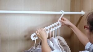 QUOKKA Multi-Function Cloths Hanger With 9 Holes 360° Rotation Magic Hanger Clothes Organizer Penyangkut Pakaian Pelbagai Fungsi Dengan 9 Lubang 360° Putaran Penyangkut Pakaian Penganjur Pakaian Ajaib 多功能衣架带9个孔360旋转魔术衣架收纳器