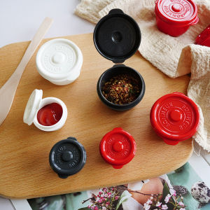Mini Portable Sauce Box Salad Dressing Jar Coffee Bean Partition Container Compact Kitchen Storage Tool Plastic Japanese Style
