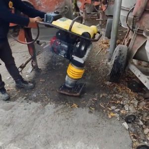 HYUNDAI HDCR 88HD Mesin Stamper Kuda Tamping Rammer Pemadat Tanah