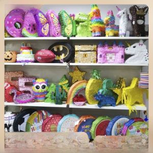 3D Pinata Childrens Birthday Party Festival Decoration Sugar Filling Urban Party Model 56987856 for Childrens Day