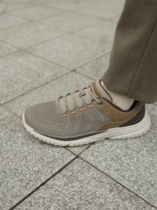 Skechers สเก็ตเชอร์ส รองเท้า ผู้ชาย Usa Street Wear Solvano Shoes - 210893-TPE