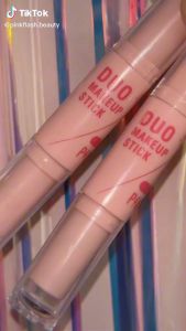 PINKFLASH DoubleShaping 3D Makeup Stick: Shading & Highlighter