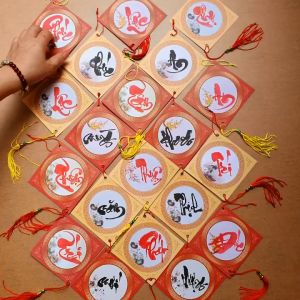 10 Thiệp  mi ni treo trang trí tết in viết chữ 2 mặt kèm tua. 10cm x 10cm.