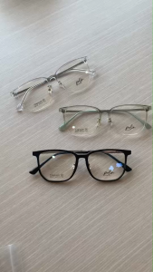 Polin กรอบแว่นสายตา รุ่น 86127 ไม่ใช่แว่นสำเร็จ สามารถนำไปตัดแว่นสายตาได้