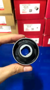 Cao Su Càng A Lớn Mazda 323 -Made In ThaiLand