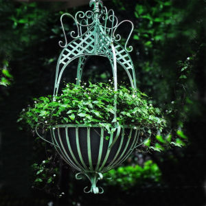 Iron Art Hanging Basket Plant Pots Rack Outdoor Garden Decoration Ivy Rosemary Storage Courtyard Decor European Style Metal Structure