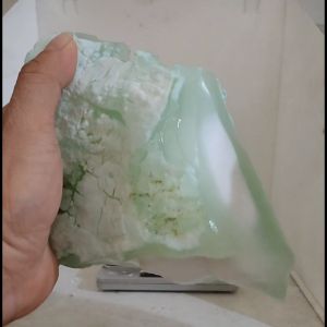 batu natural giok Bongkahan batu yg dikirim sesuai foto dan video Kode589