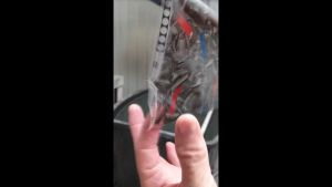 ลายเศษคาร์บอน ฟ้า แดง C1121B ฟิล์มลอยน้ำ สติ๊กเกอร์ลอยน้ำ ตัดความยาวต่อเนื่อง กว้าง 50ซม ยาว1เมตร ปลีก และ ส่ง