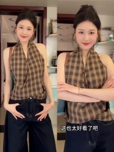 เสื้อกั๊กแขนกุดคอวีลายสก็อตสไตล์ฝรั่งเศสย้อนยุคสำหรับผู้หญิงไซส์ใหญ่ในช่วงฤดูร้อน เสื้อสั้นเปิดไหล่แบบลำลองสวมใส่สบาย