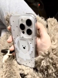 Wireless Charging Polka Dot Dog Cartoon Phone Case Full Cover Protection for Apple 17/16 15 Soft Edge 13pro New 14plus Trendy iPhone12proamx Womens Model