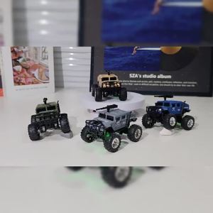 New Alloy Remote Control Car2.4g Simulation Off-Road Vehicle Rear Wheel Drive Cruise Control Light Controllable Boys Racing Toy