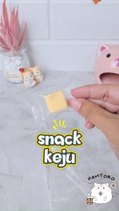 Hamtoro Snack Keju Hamster Premium / Cheese Berry Cube / Makanan Hamster Sugar glider Kucing